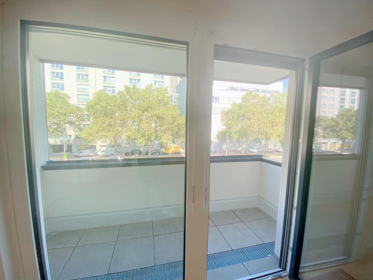U1 Alte Donau Old Danube City Apartment 2 Вена Экстерьер фото