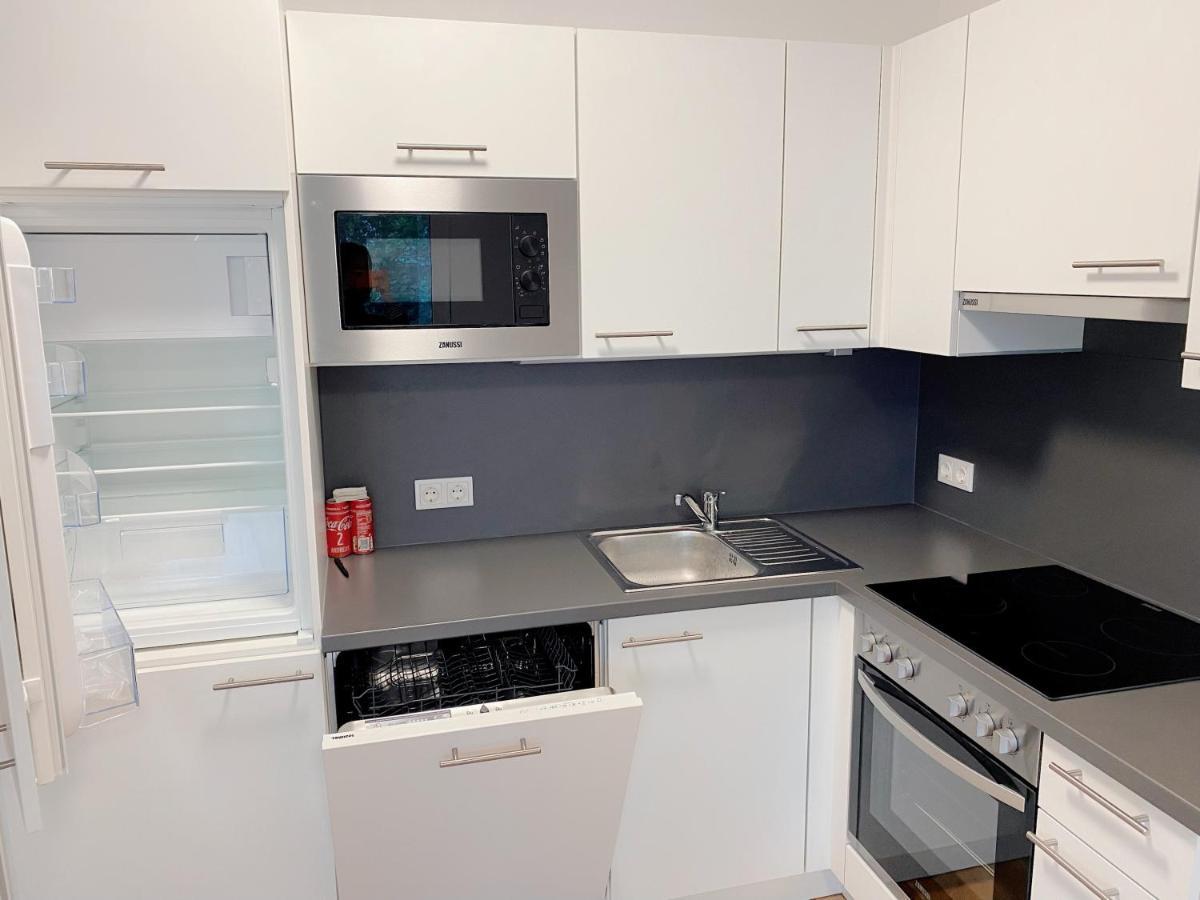 U1 Alte Donau Old Danube City Apartment 2 Вена Экстерьер фото