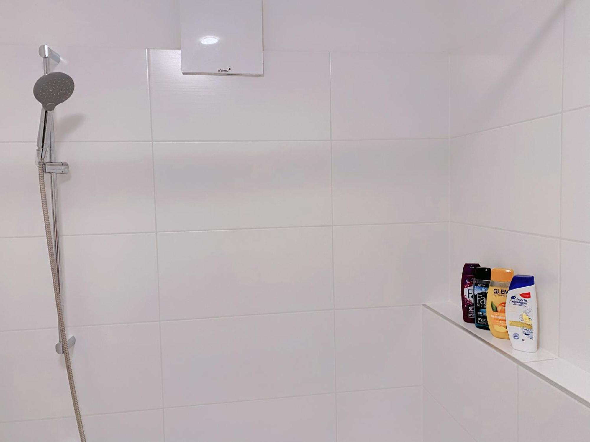 U1 Alte Donau Old Danube City Apartment 2 Вена Экстерьер фото